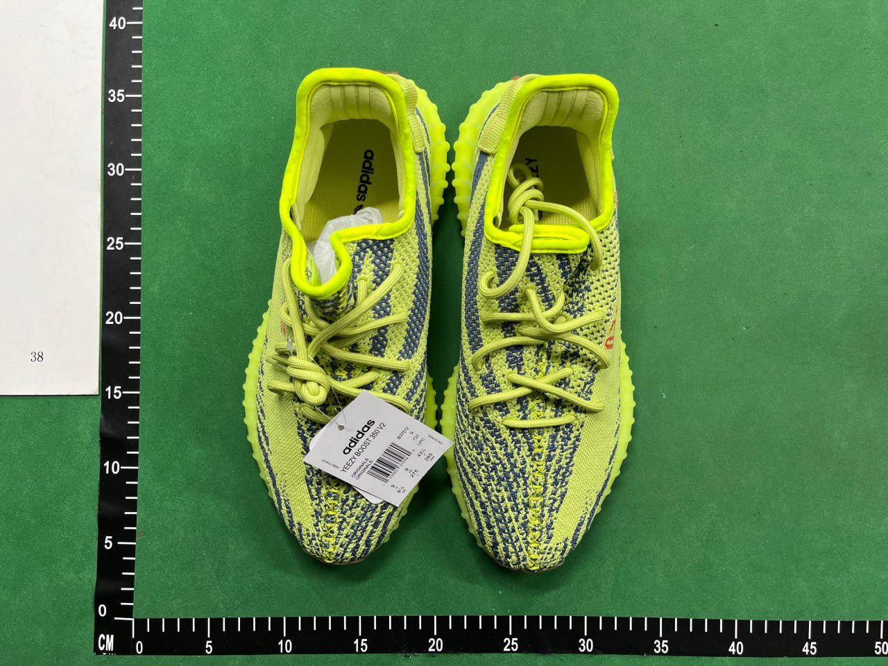GD-YEEZY350 - 2