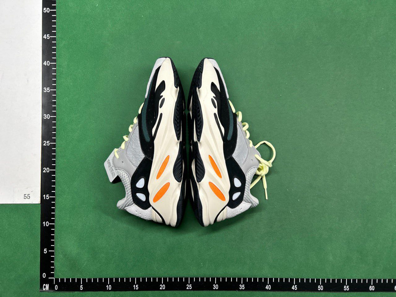 Yeezy boost 700 - 2