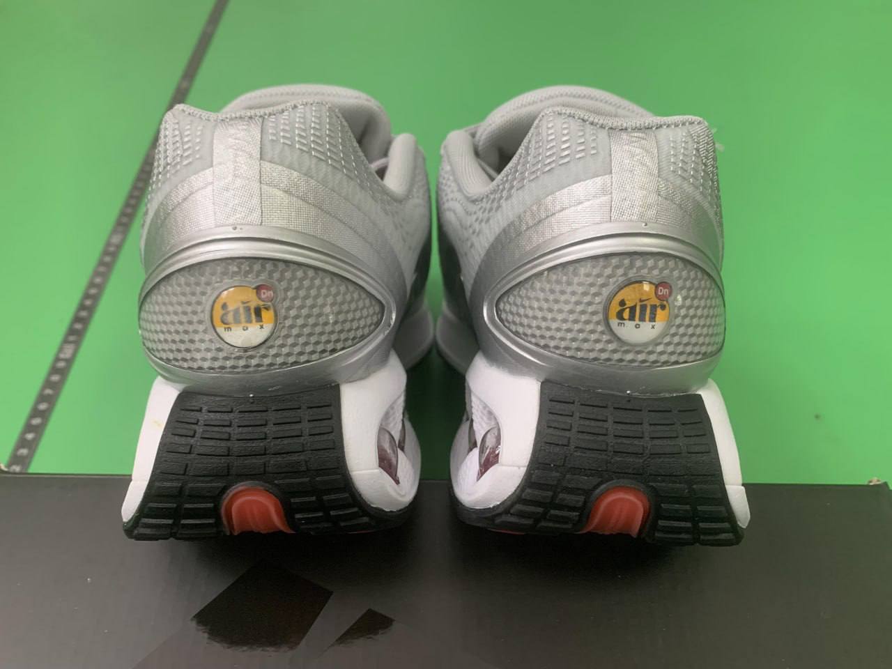 NIIke sports shoes - 4