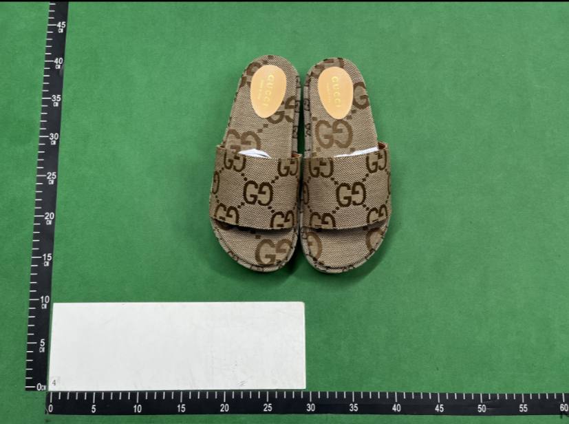 GUCCI slippers - 3