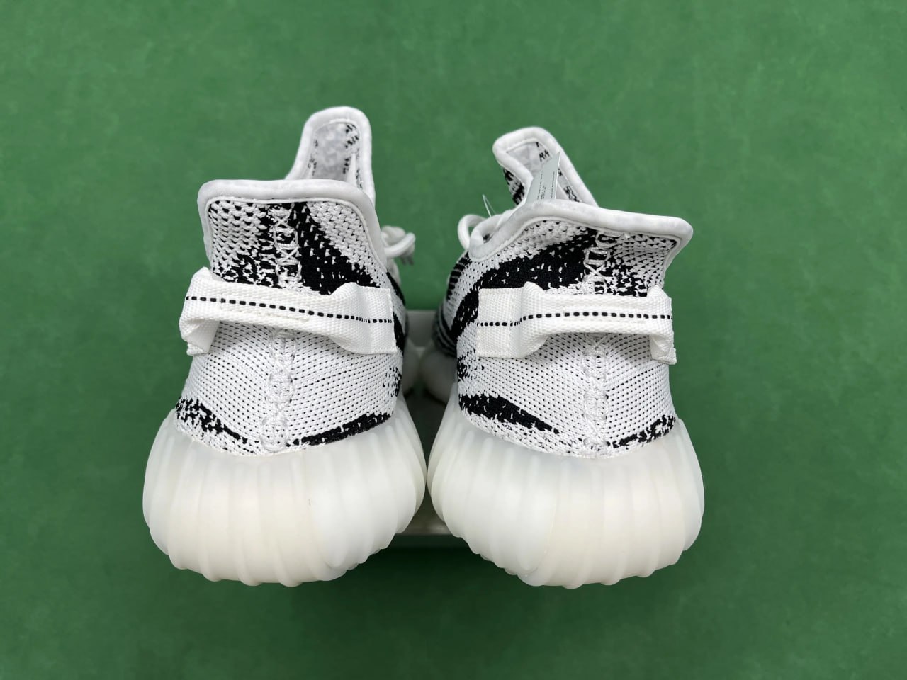 Yeezy 350V2 collection - 3