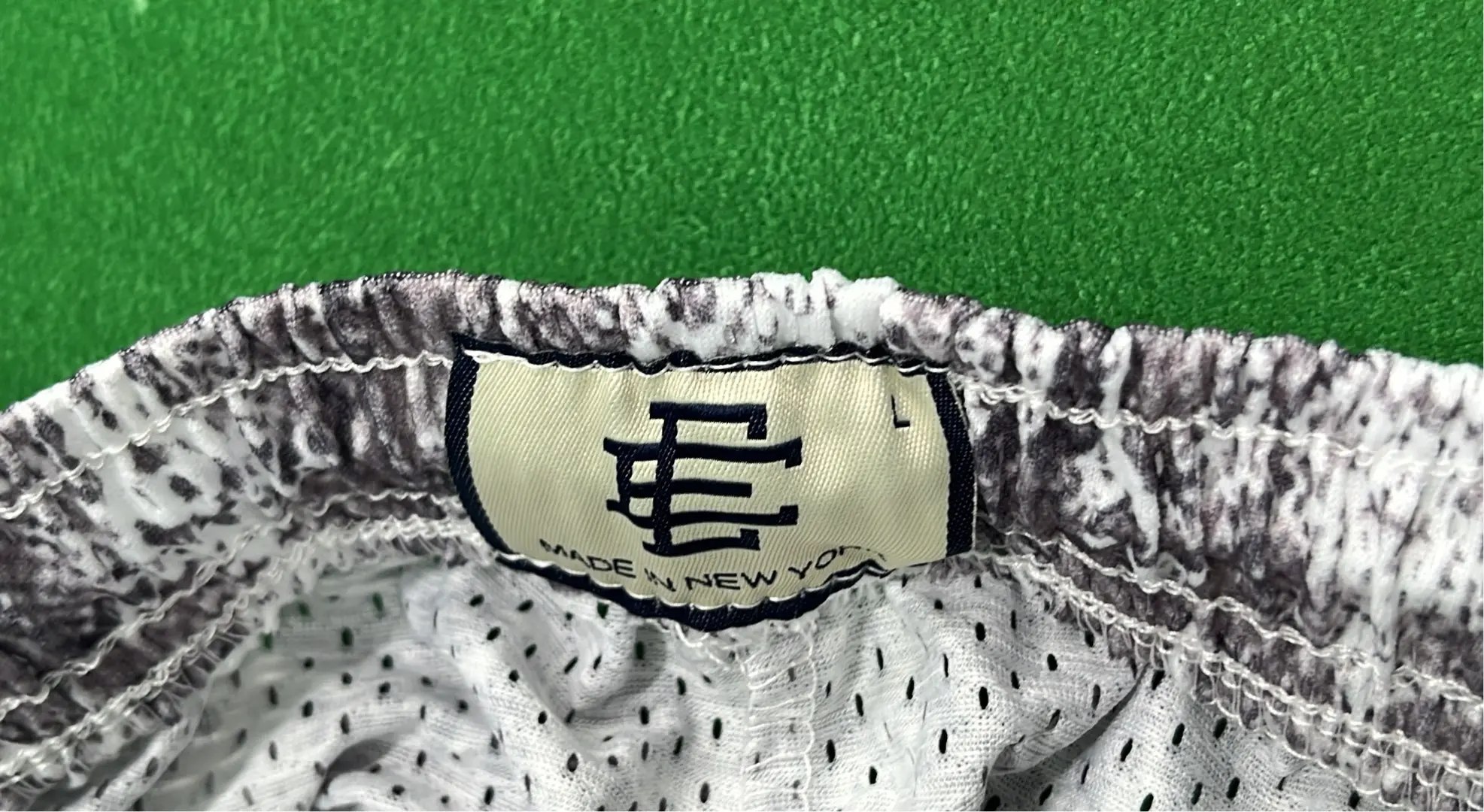 Eric Emanuel SHORTS  - 5