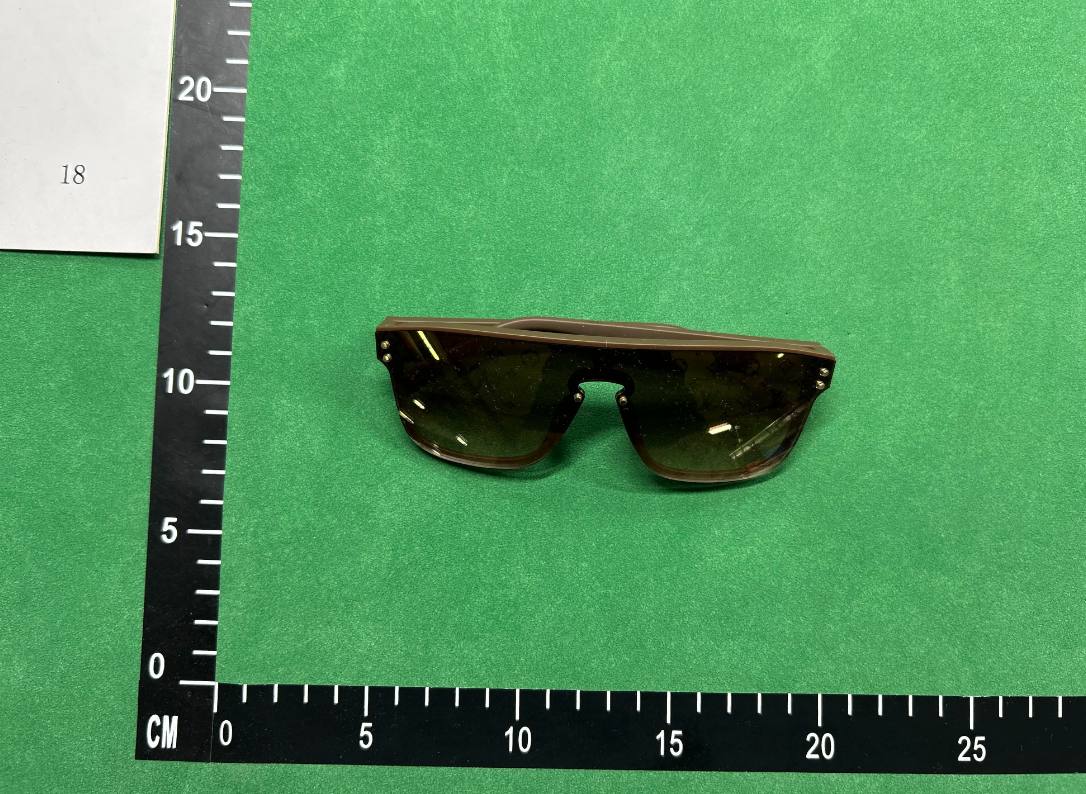 Louis Vuitton Sunglasses - 3