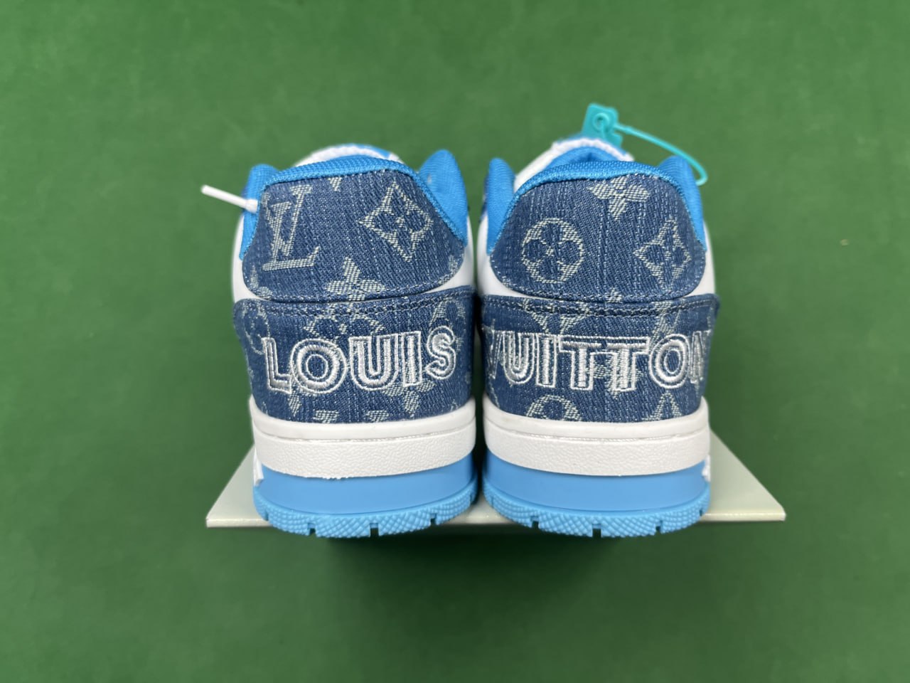 Louis Vuitton Sneaker  - 5