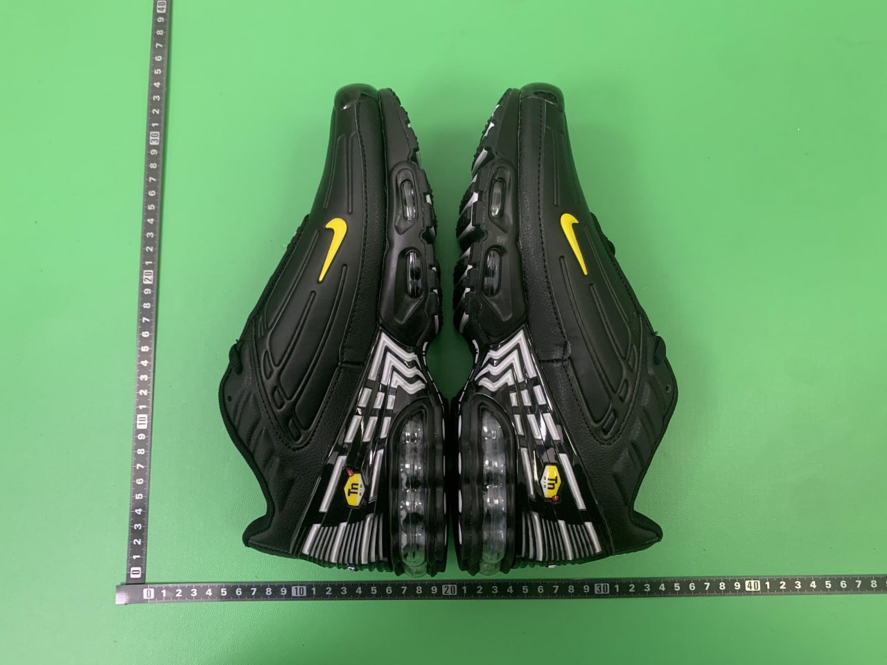  Nike Air Max Plus - 3