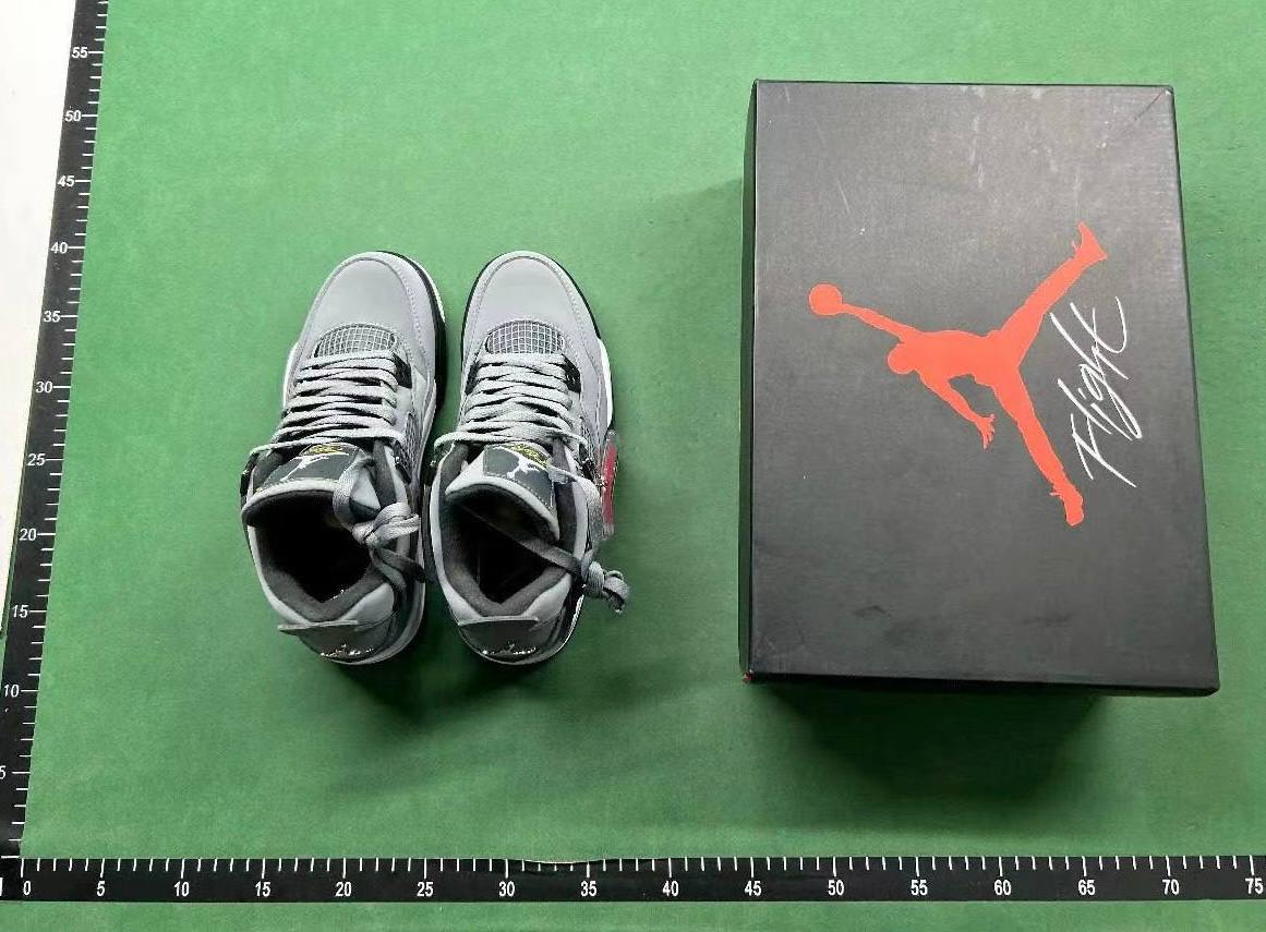  Air Jordan 4 - 3