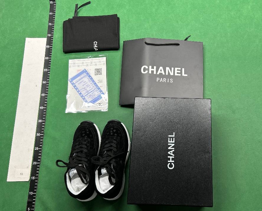 Chanel shoes - 4