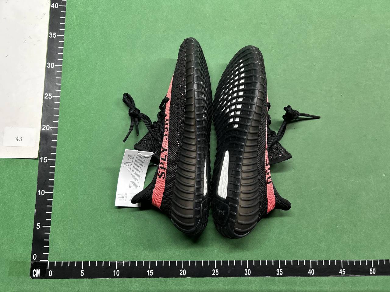 Yeezy Boost 350 V2（color 31） - 3