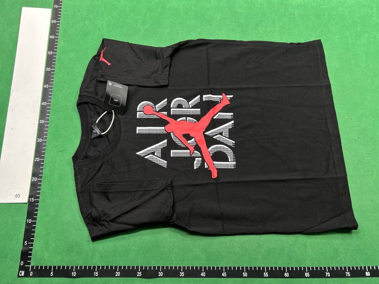  Jordan tee    - 4