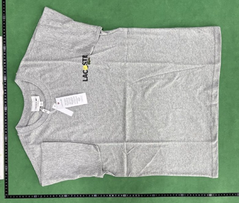 Lacoste T-shirt  (39 CP) - 3