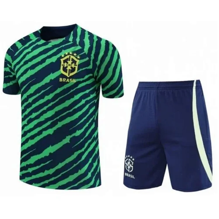 Football suit  (40 CP)