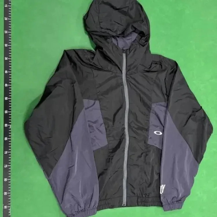  Oakley Rain Jacket
