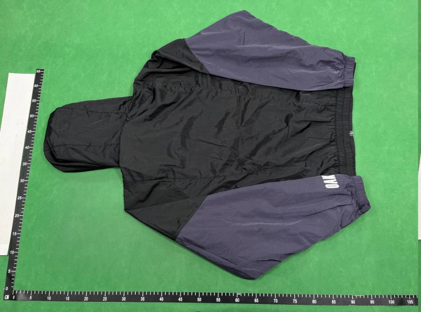  Oakley Rain Jacket - 3