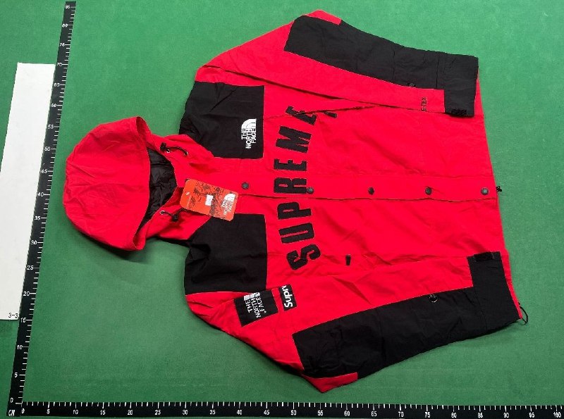 NIKE & SUPERME Jackets - 3