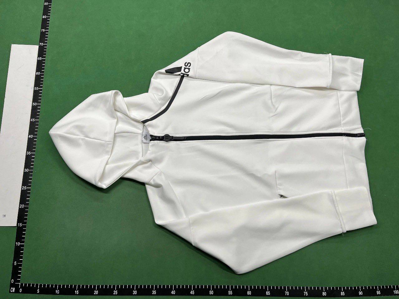 Adidas Sportswear - 4