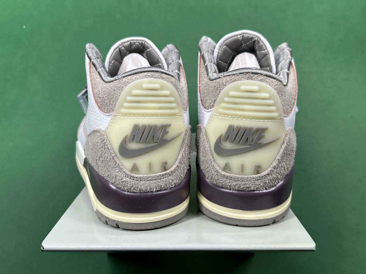 NIKE AIR JORDAN 3 - 5