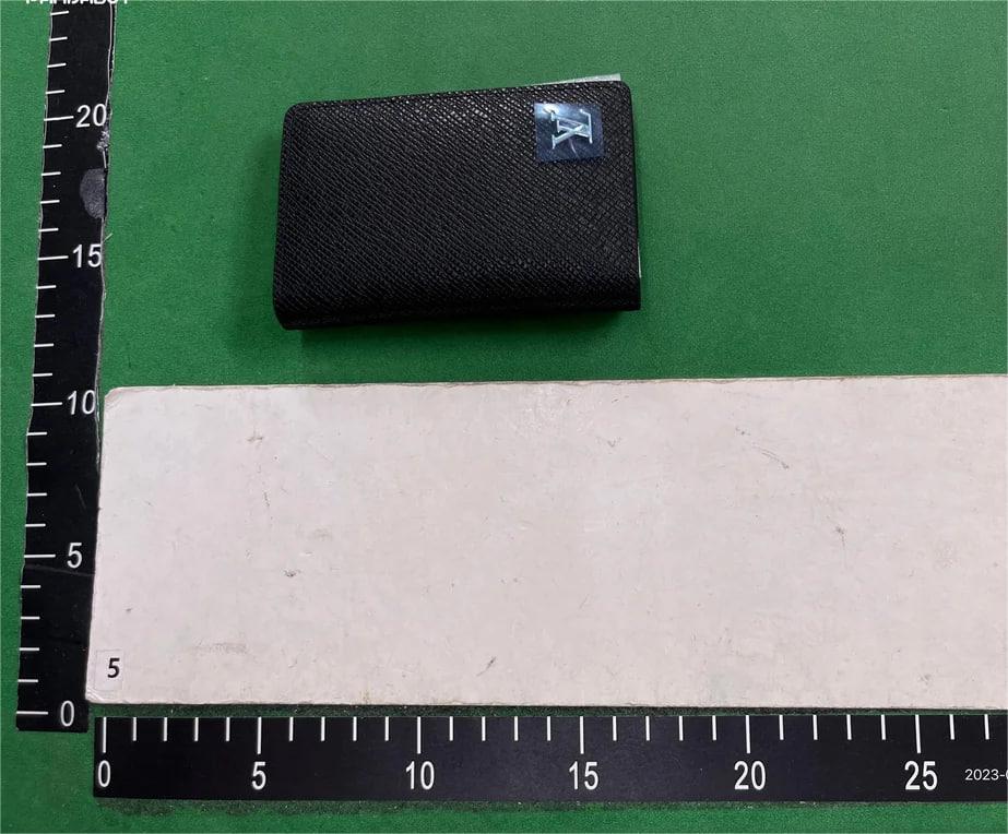 Louis Vuitton Cardholder - 4