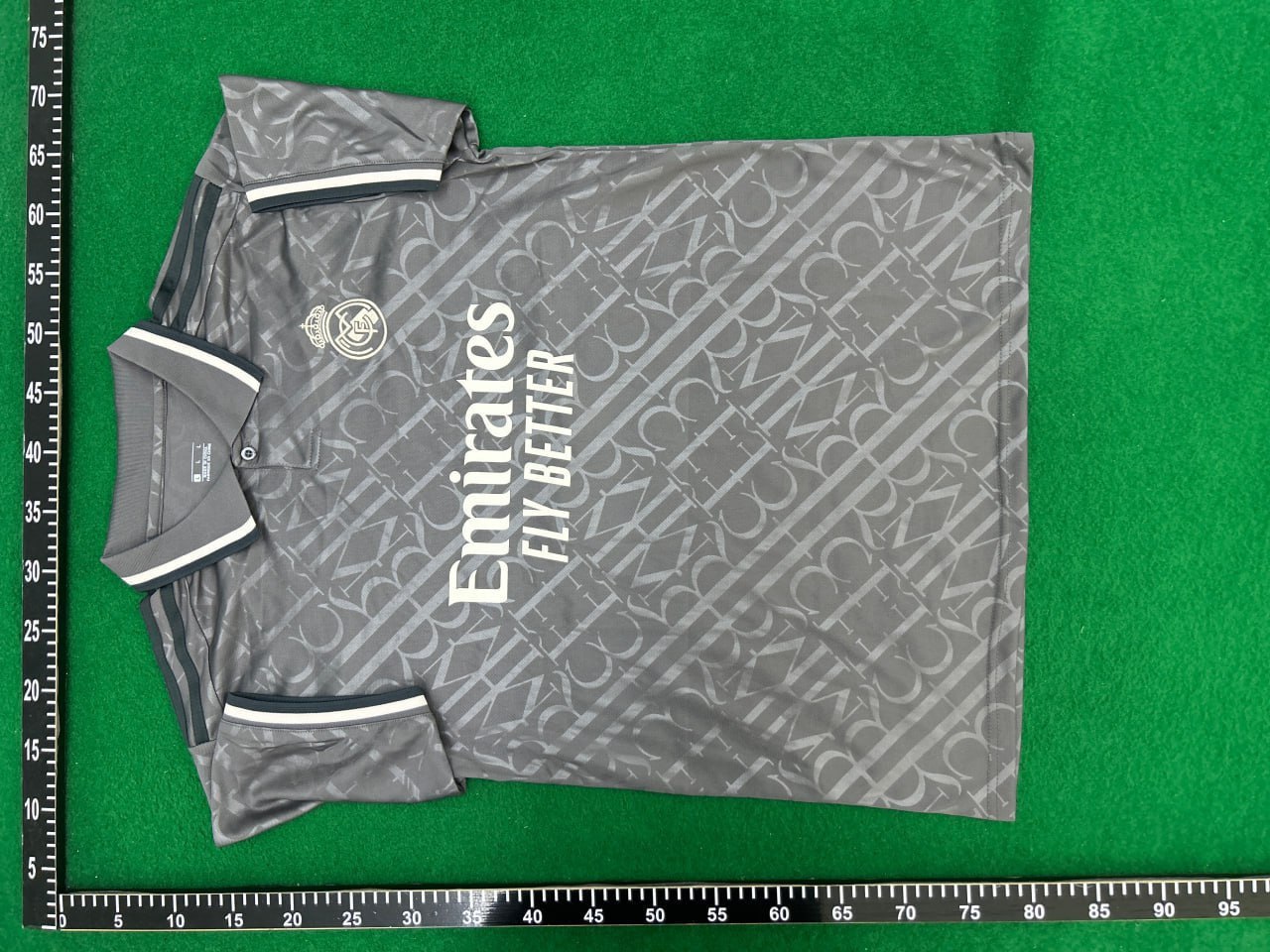 Football suit  (40 CP) - 4