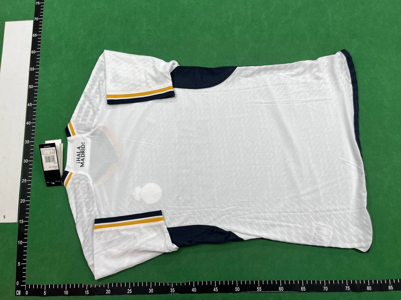 EMIRATES Football suit Real Madrid - 3