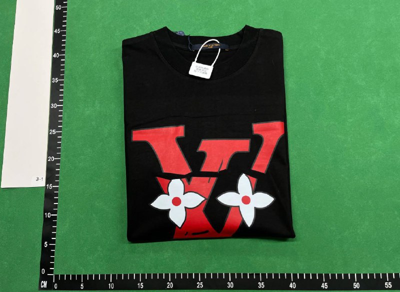 LV T-Shirt - 3