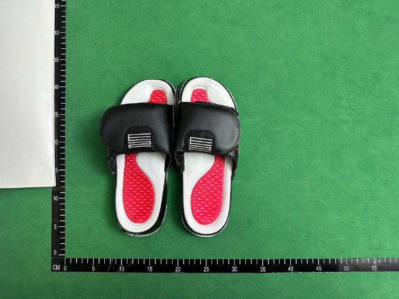 Nike slippers - 5