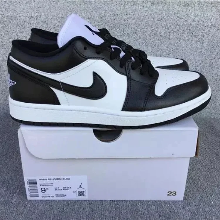 NIKE AIR JORDAN 
