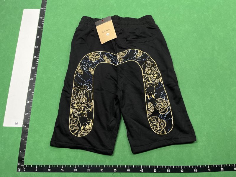 Evisu shorts  (32 CP) - 2