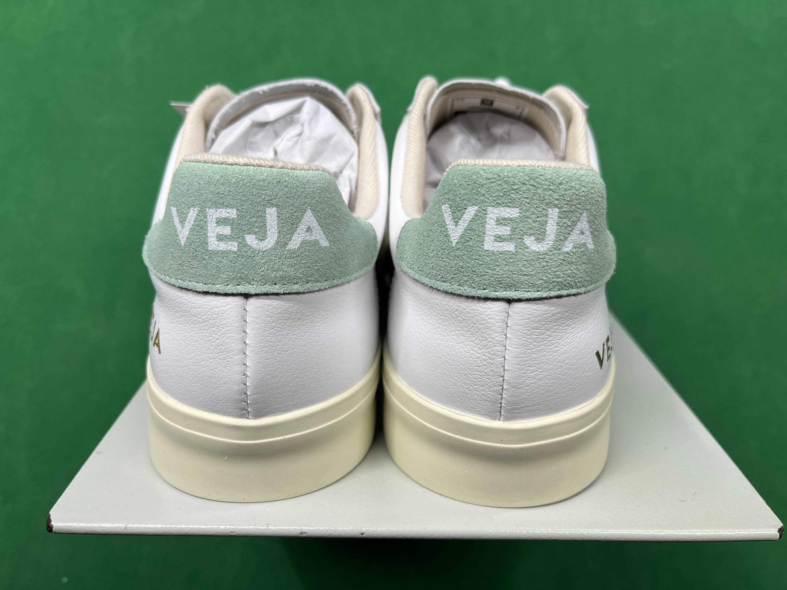 VEJA white shoes                                                                                                      - 5