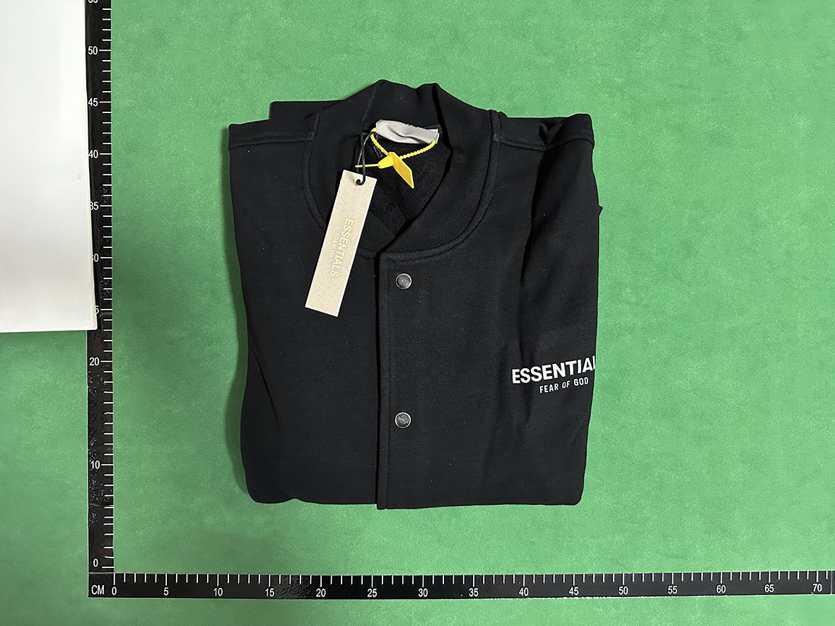 ESSENTIALS Jacket - 4