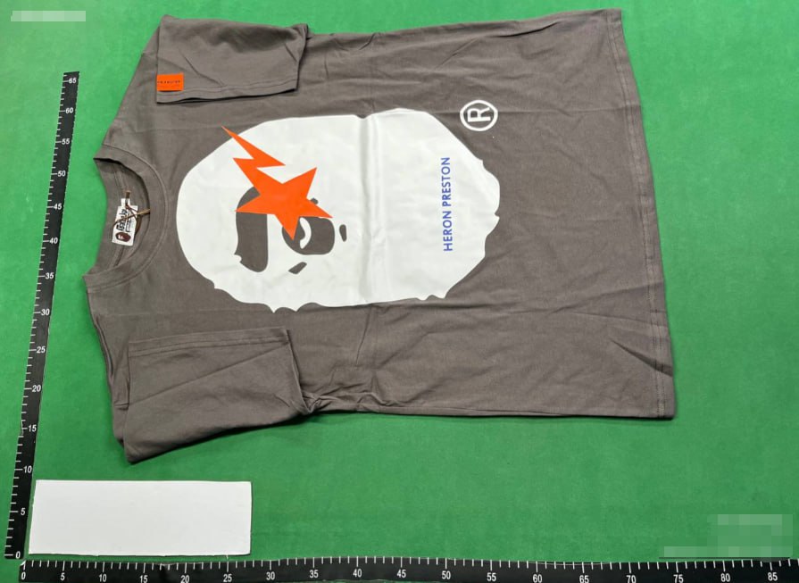 Bape T-shirt  (40 CP) - 3