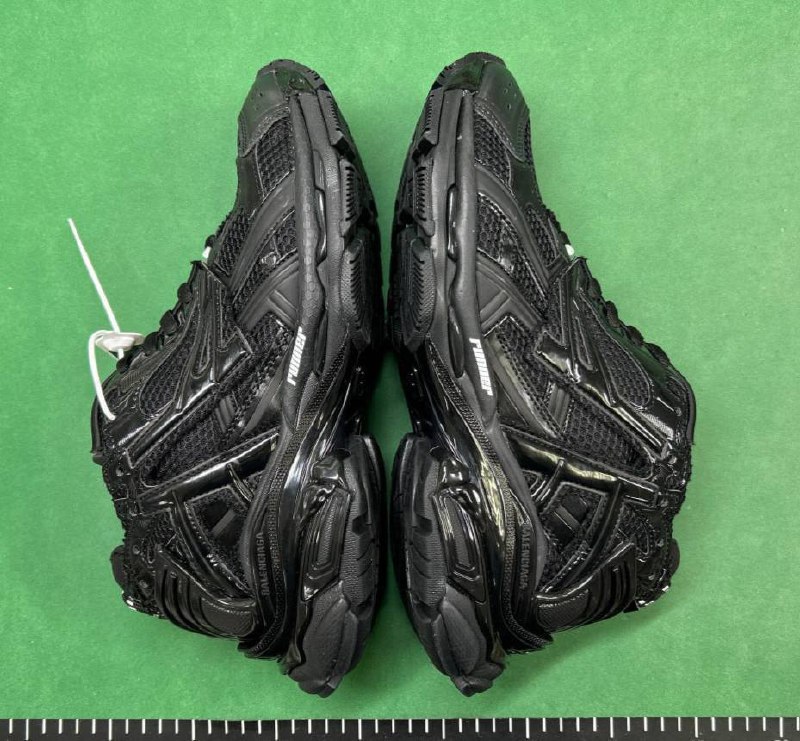 Balenciaga Track 2.0 Led Shoes - 5