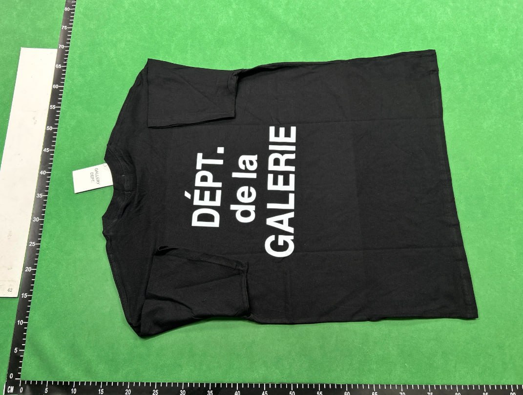  Camiseta Gallery Dept - 5