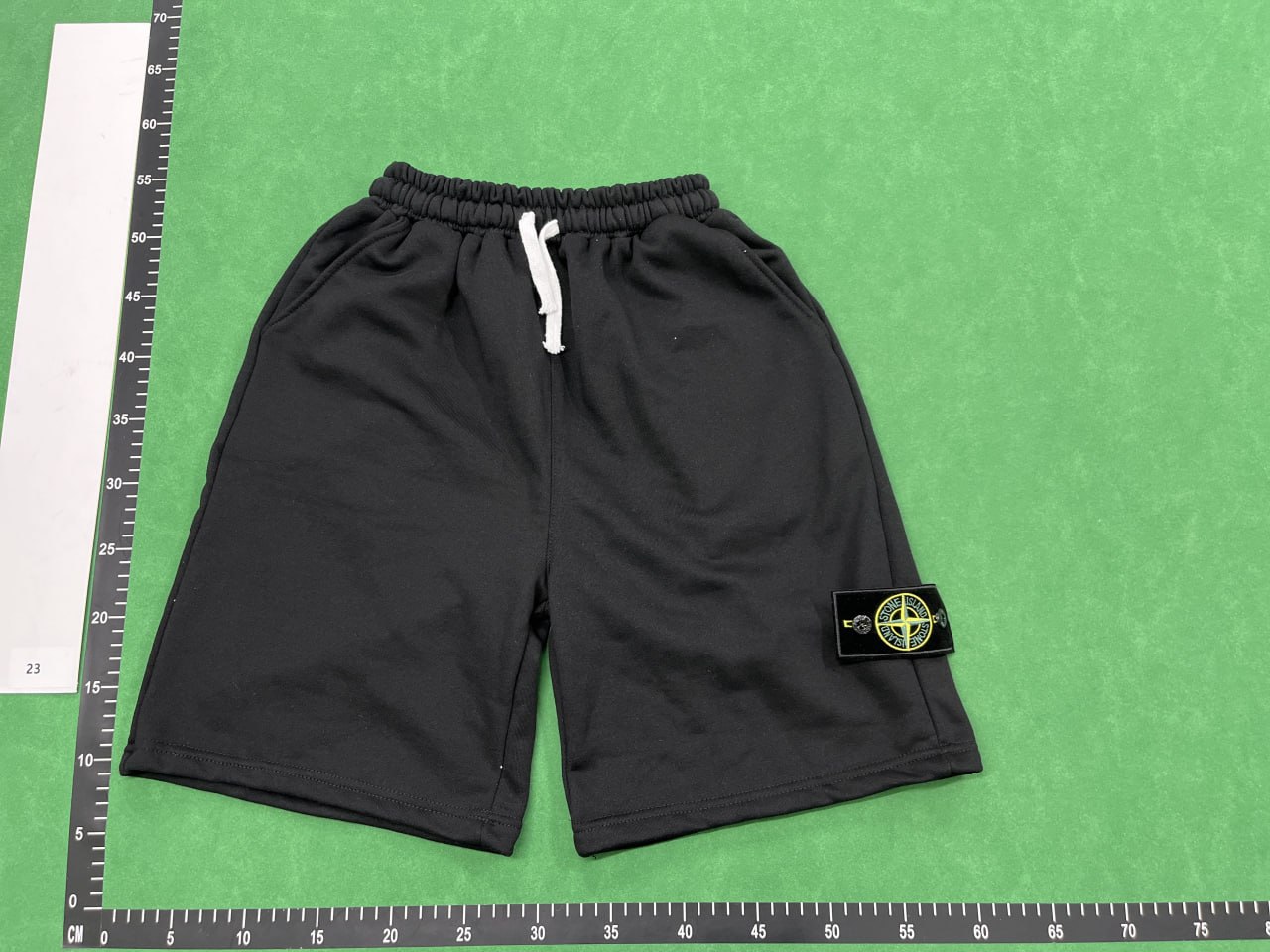 Stone island shorts  (40 CP) - 5