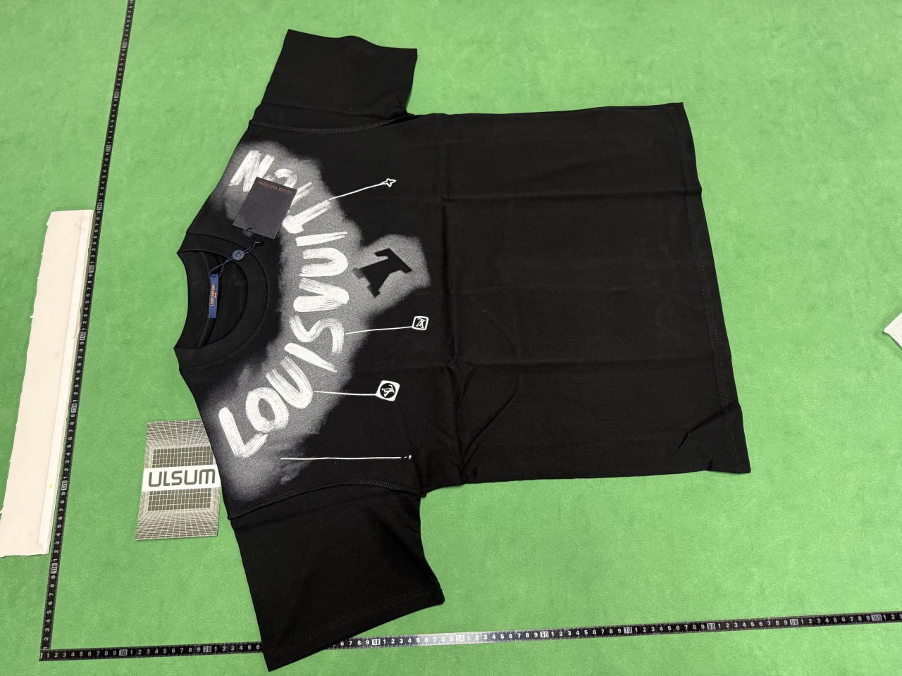 Louis Vuitton T-shirt  - 2
