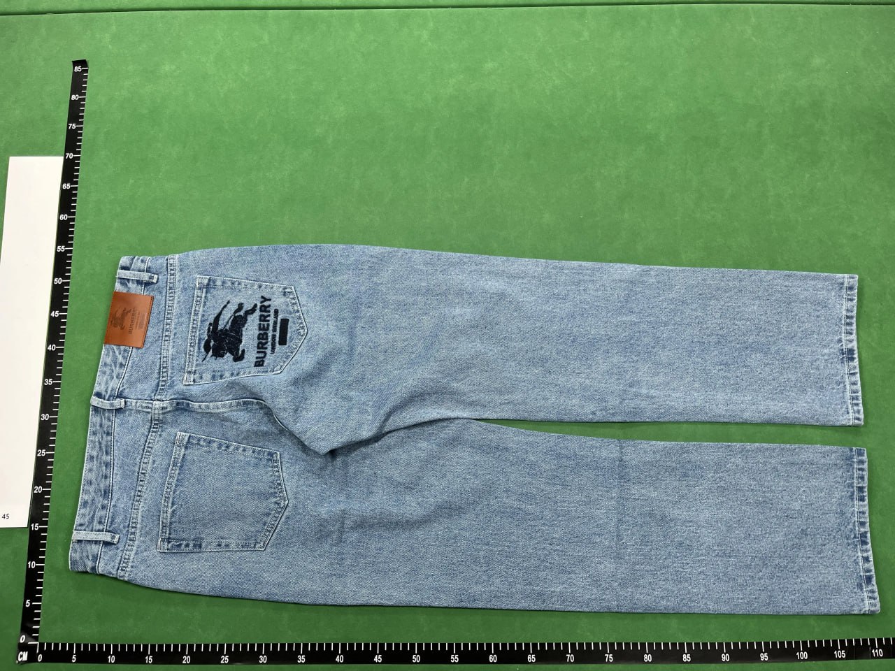 BURBERRY Jeans - 4