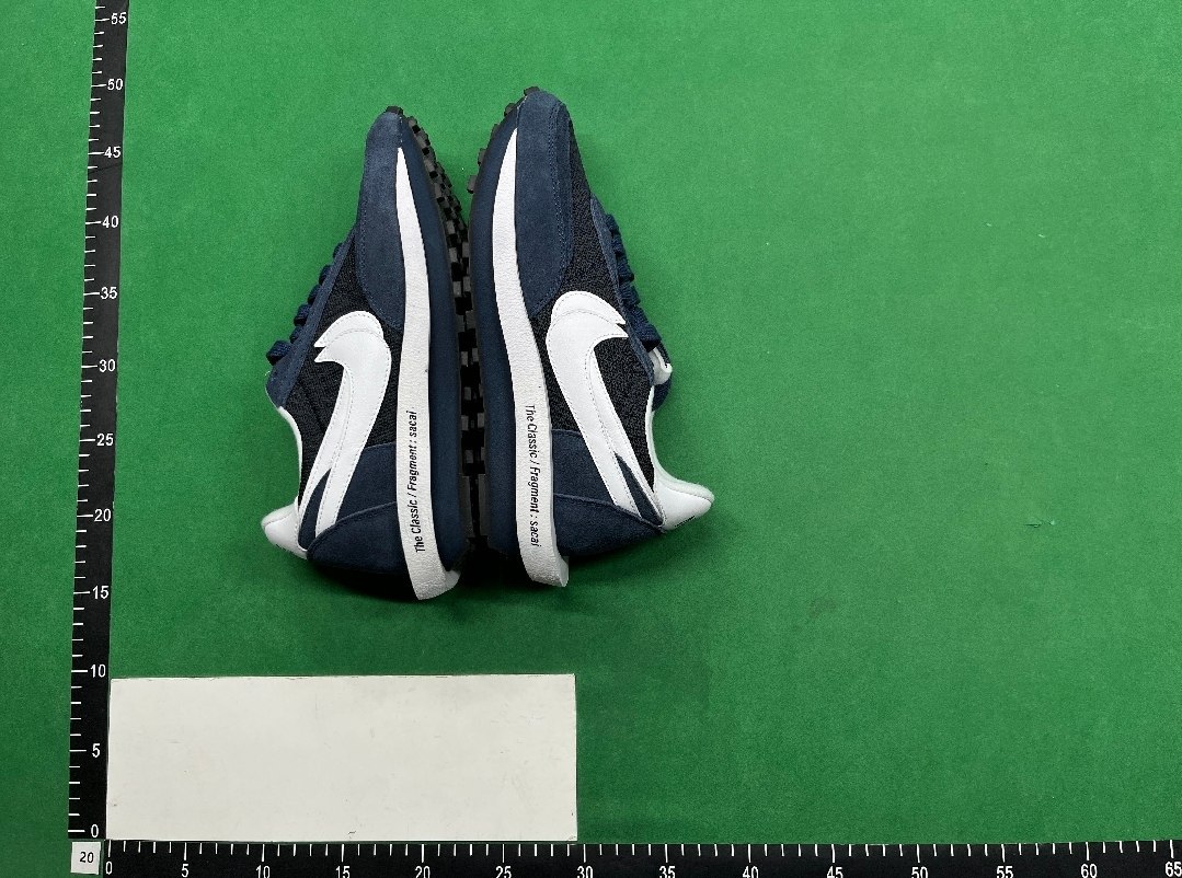 Sacai x Nike Waffle  - 2