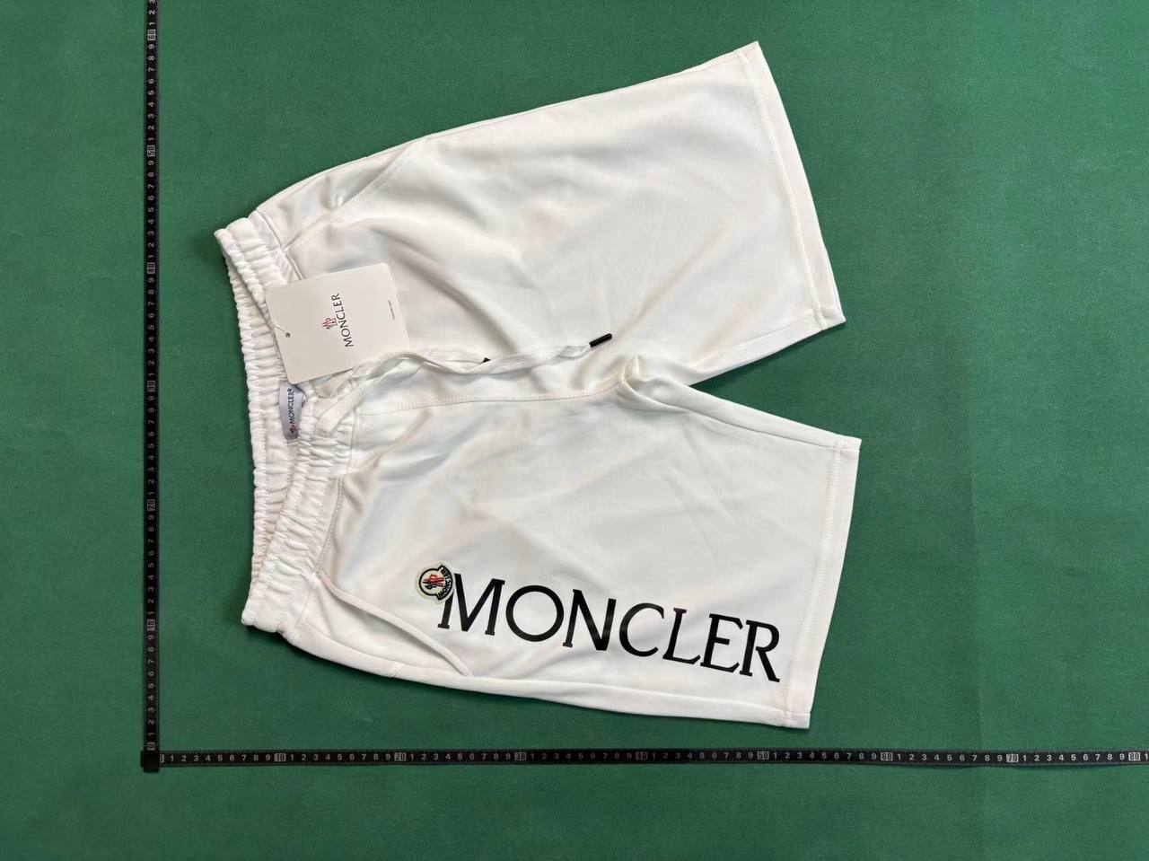 Moncler shorts                                                                                                              - 4