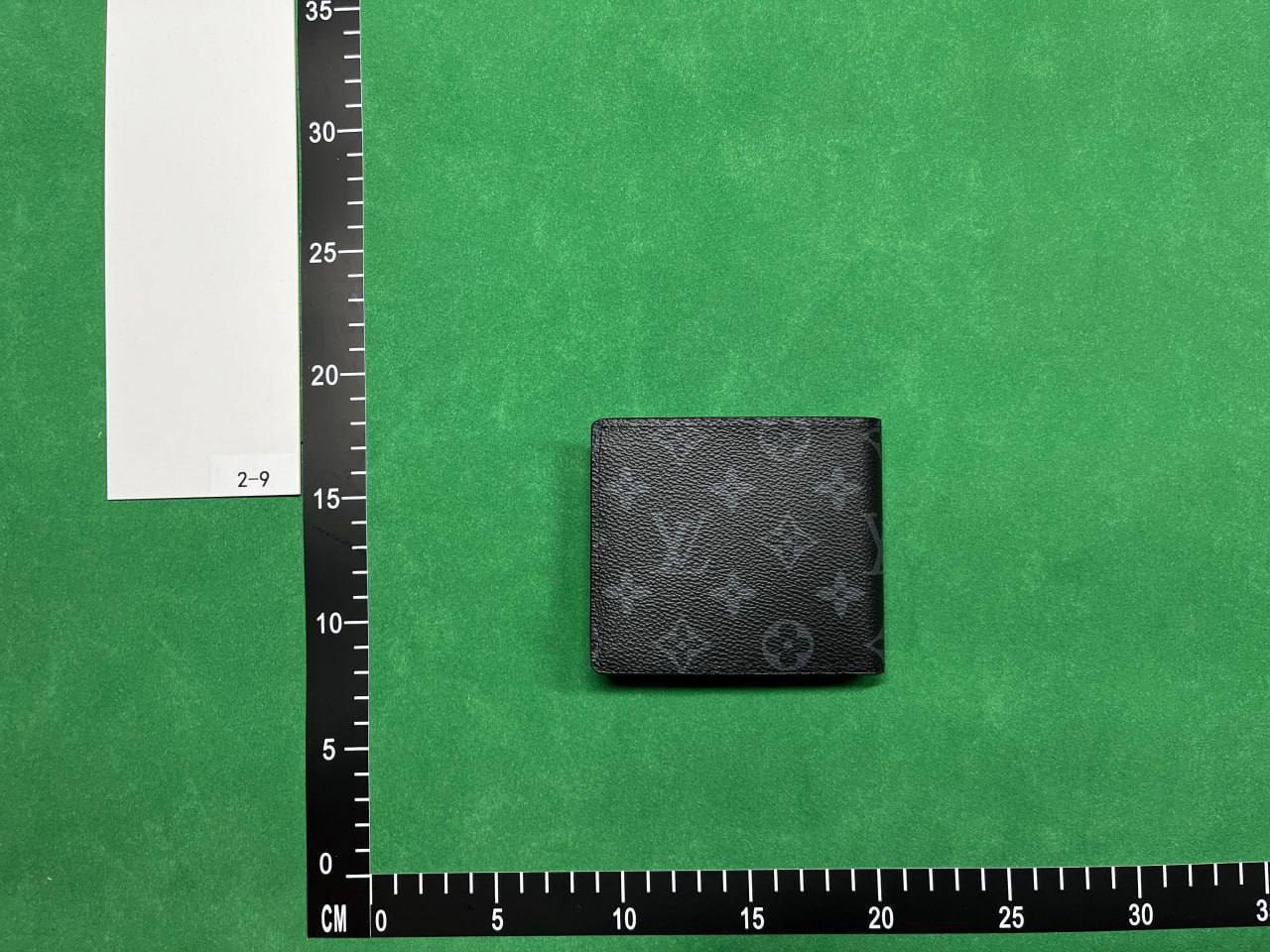 LV Louis Vuitton Wallet - 4