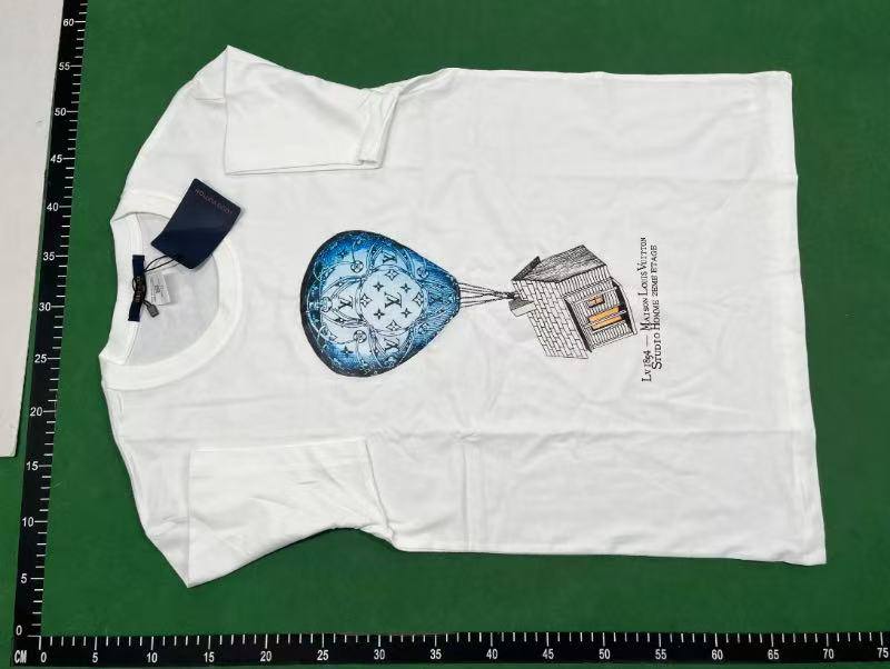  Louis Vuitton short sleeve - 4