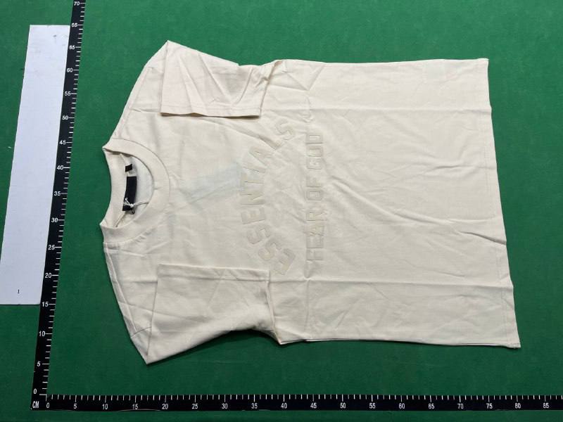  Essential T-shirts  - 2