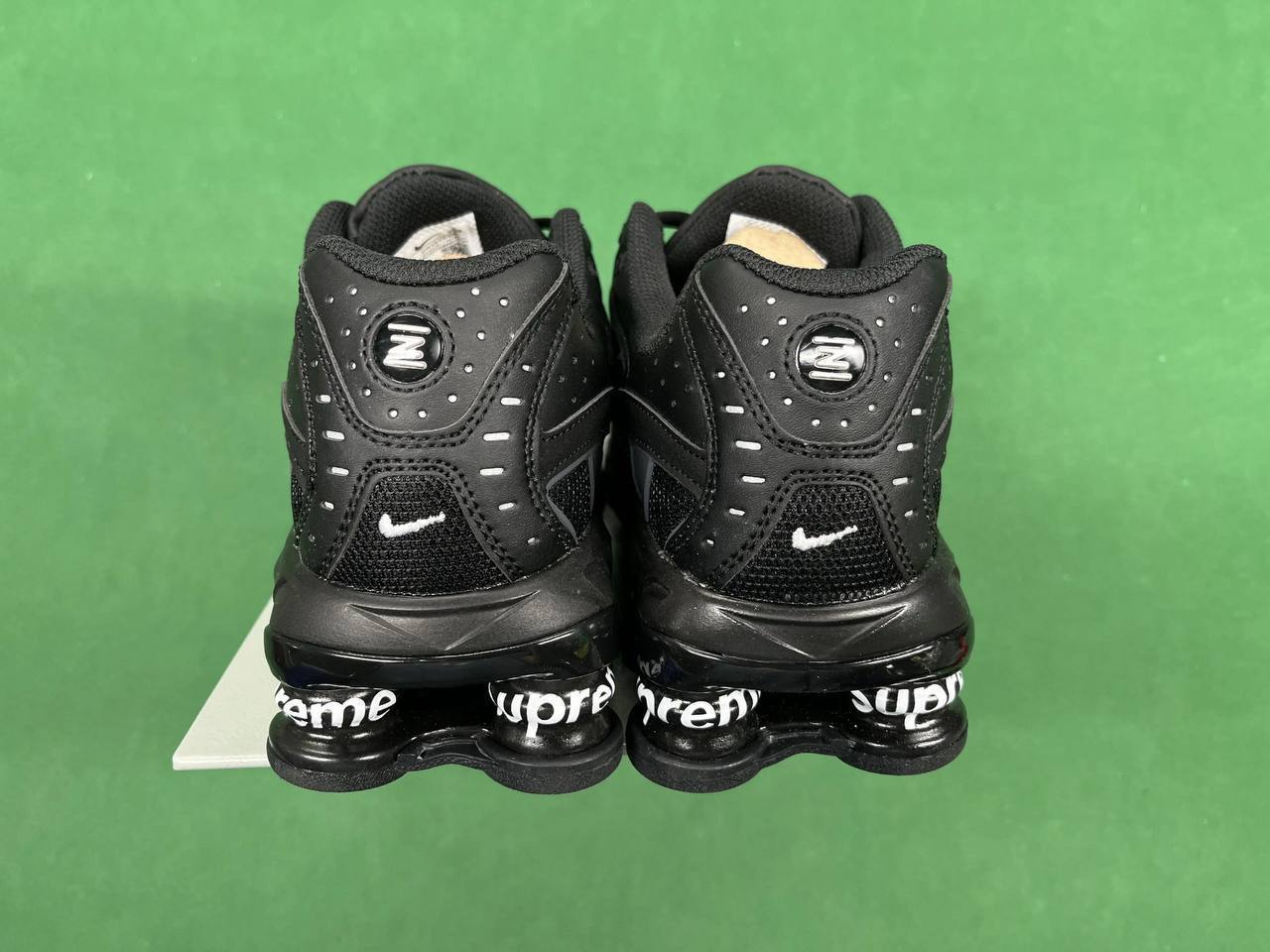  Nike Shox TL X Supreme  - 3