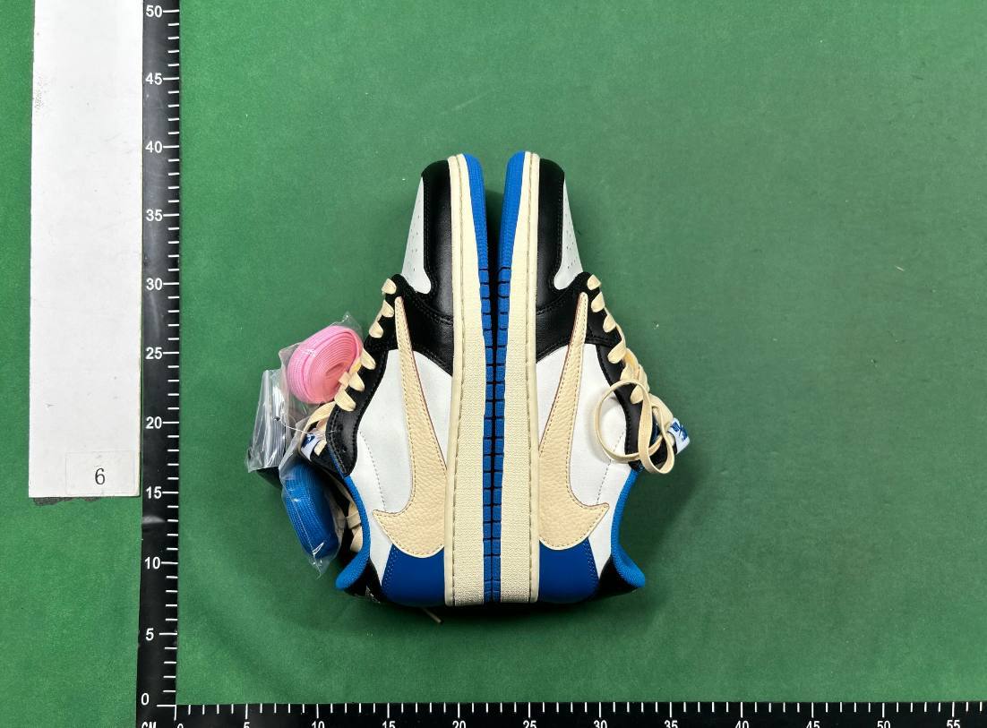  JORDAN 1 x TRAVIS - 5
