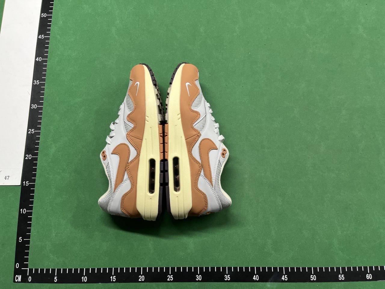 NiKe Air Max - 3