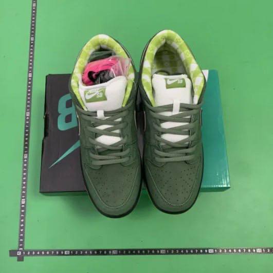 CONCEPTS x Nike Dunk SB - 4