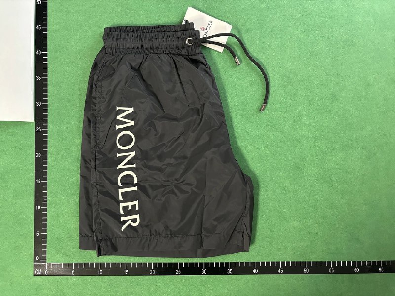 moncler shorts - 4