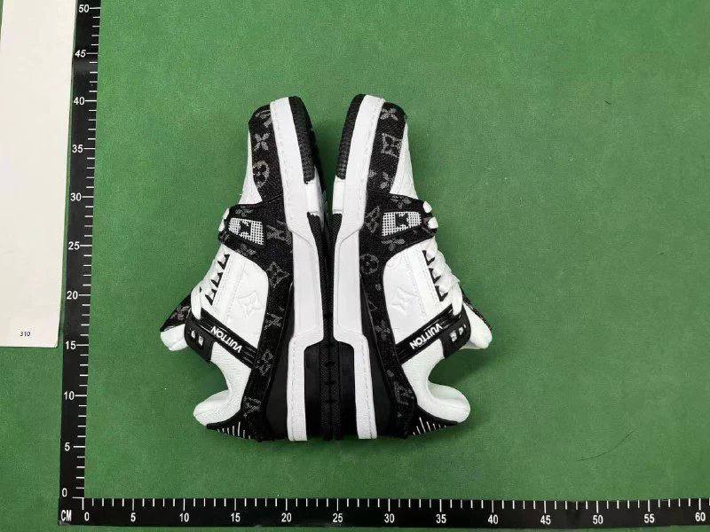 Lv Trainer - 3