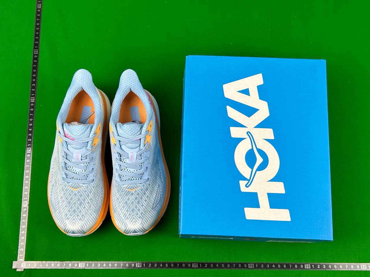 HOKA - 4