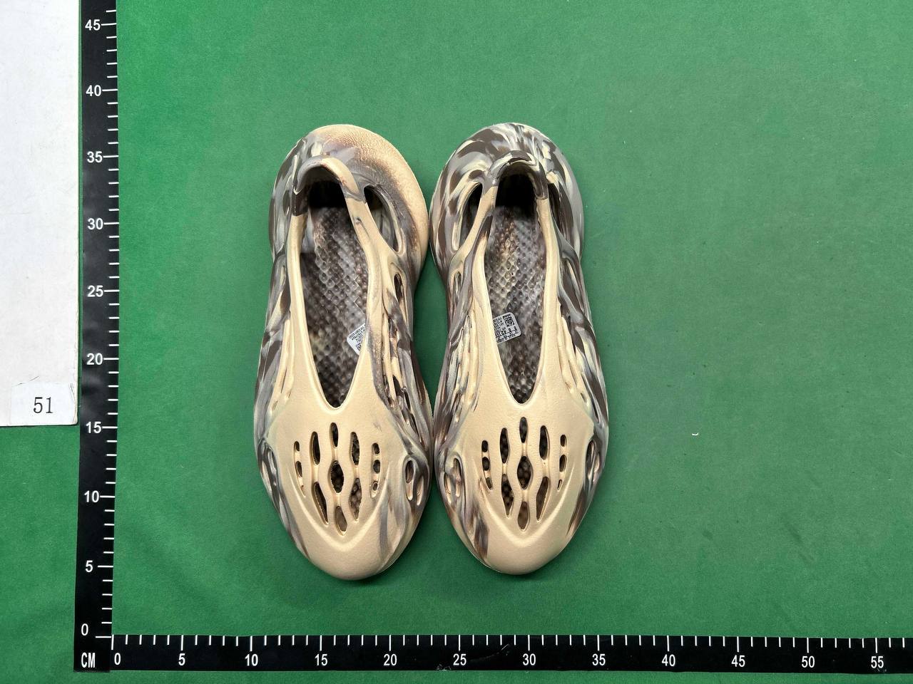 Yeezy Foam Runner - 3