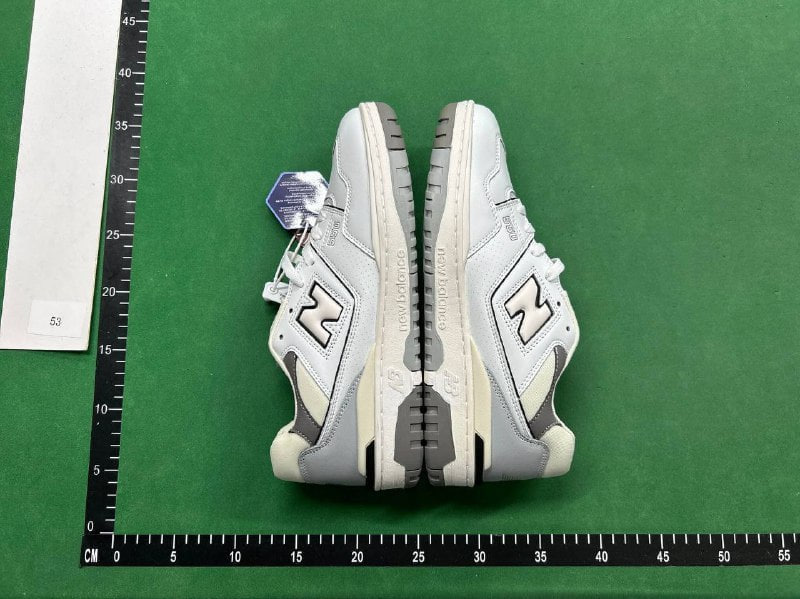 New balance 550  (33 CP) - 5