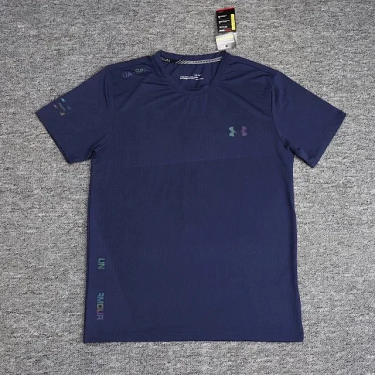 Under Armour T-shirt 